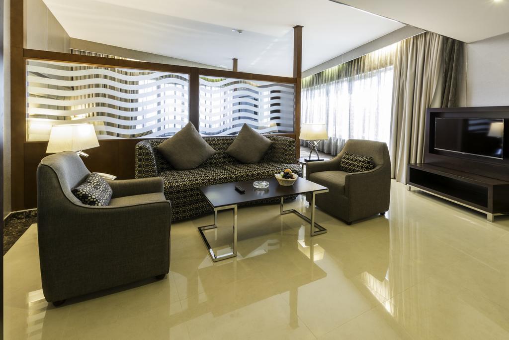 Howard Johnson Bur Dubai Exterior foto